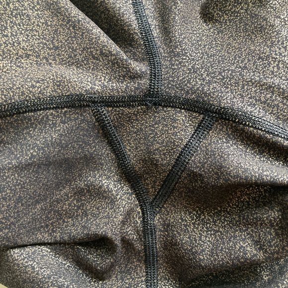 Wunder Under Foil - Picture 3 of 5